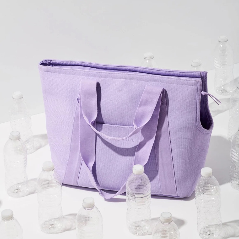 Wild One Lilac Pet Carrier Bag - Picture 6 of 9